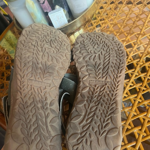 Merrell Green/Gray Strappy Sandals - Picture 4 of 5